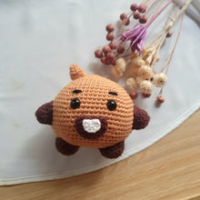 Charger l'image dans la galerie, SHOOKY inspiration au BT21 de Suga BTS