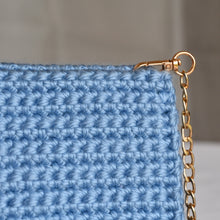 Charger l'image dans la galerie, Sac Pochette Bleu Chaîne