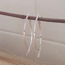 Charger l'image dans la galerie, Boucles d'oreilles Eclipse inspiration Park Jimin de BTS