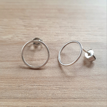 Charger l'image dans la galerie, Boucles d'oreilles Cercle