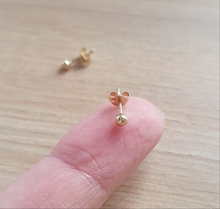 Charger l'image dans la galerie, Boucles d'oreilles Puce Ronde OR
