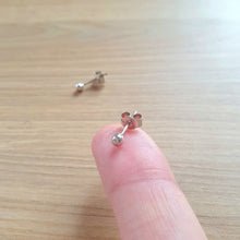 Charger l'image dans la galerie, Boucles d'oreilles Puce Ronde