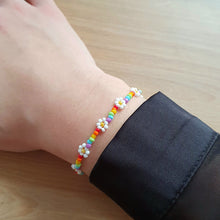 Charger l'image dans la galerie, Bracelet Perlé à Fleur Arc-en-Ciel
