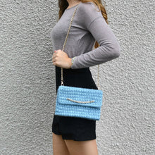 Charger l'image dans la galerie, Sac Pochette Bleu Chaîne