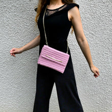 Charger l'image dans la galerie, Sac Pochette Rose Chaîne