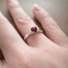 Charger l'image dans la galerie, Bague Grenat