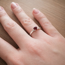 Charger l'image dans la galerie, Bague Grenat