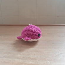 Charger l'image dans la galerie, Porte-Clef Baleine Couleur au Choix inspiration Tiny Tan BTS