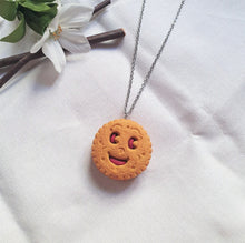 Charger l'image dans la galerie, Collier Biscuit BN à la Fraise
