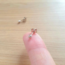 Charger l'image dans la galerie, Boucles d'oreilles Puce Ronde
