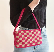 Charger l&#39;image dans la galerie, Sac Checkered en Crochet rouge/vert
