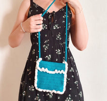 Charger l&#39;image dans la galerie, Sac Anya en Crochet bleu canard/blanc
